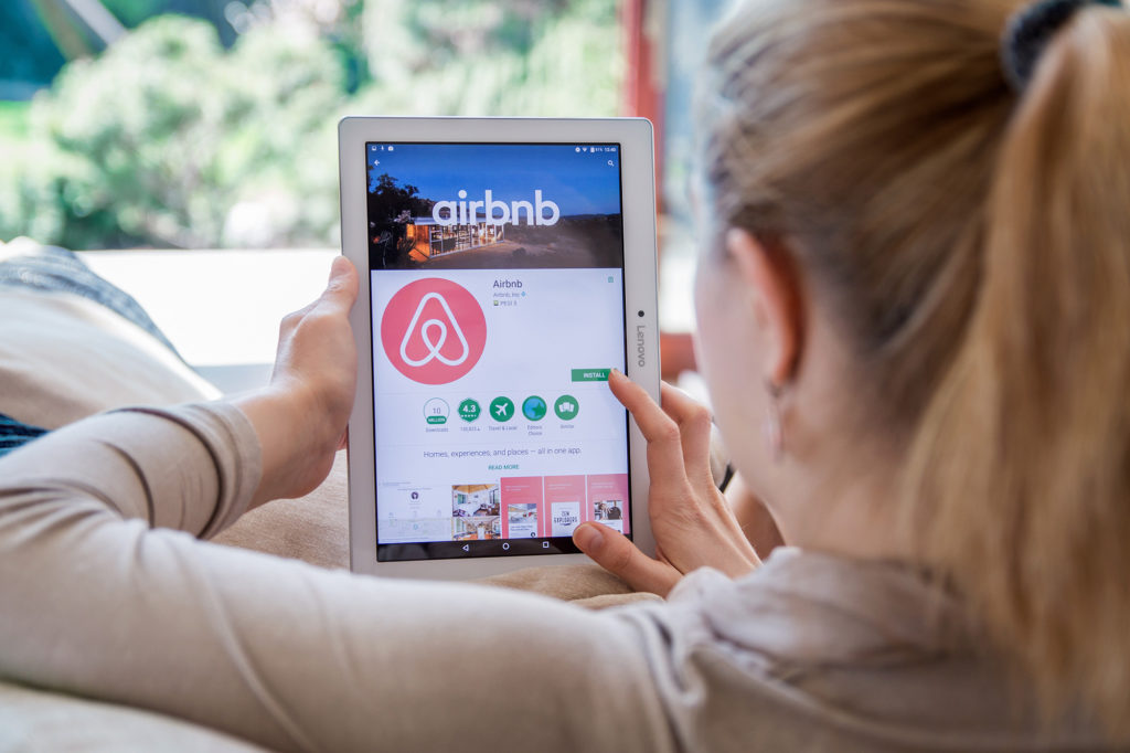 Аirbnb что это и почему пришла смс
